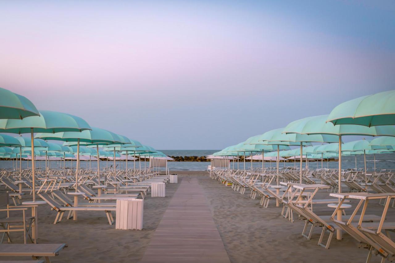 Blu Suite Resort Bellaria-Igea Marina Esterno foto