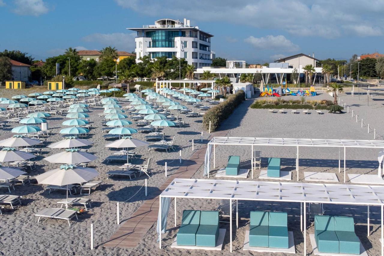Blu Suite Resort Bellaria-Igea Marina Esterno foto
