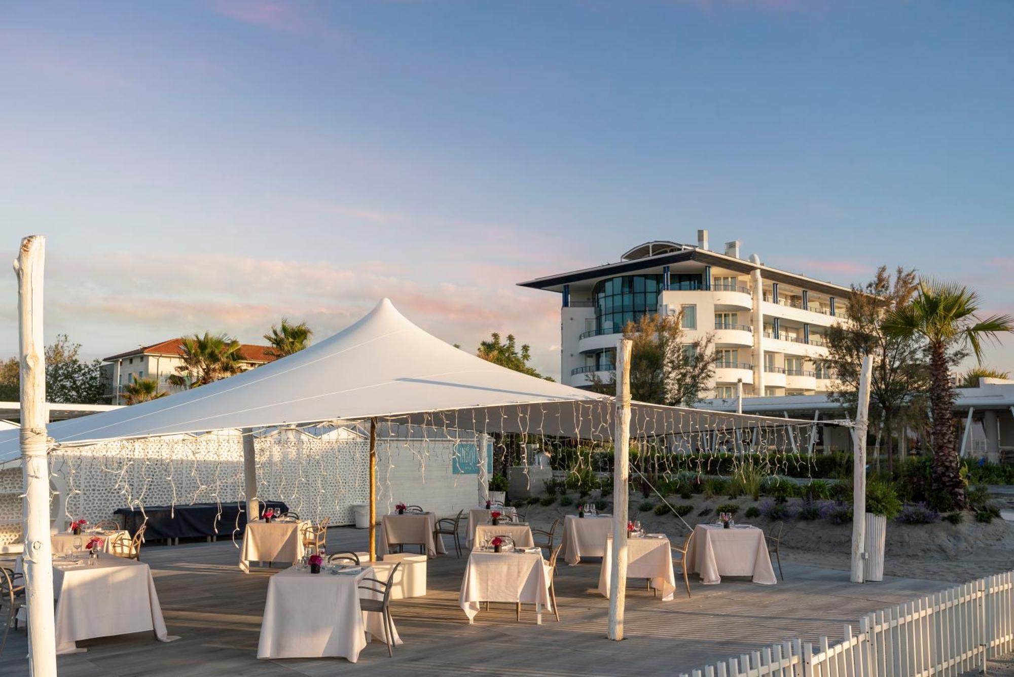 Blu Suite Resort Bellaria-Igea Marina Esterno foto