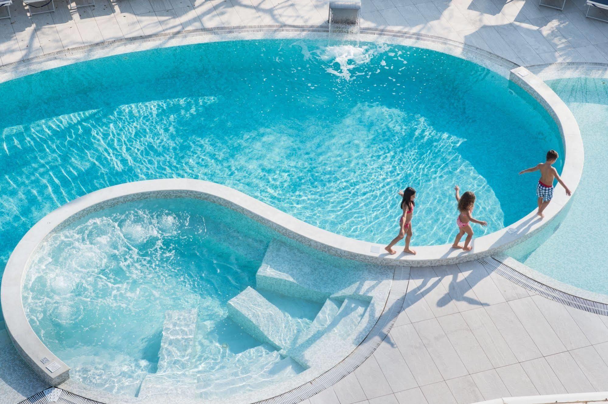 Blu Suite Resort Bellaria-Igea Marina Esterno foto